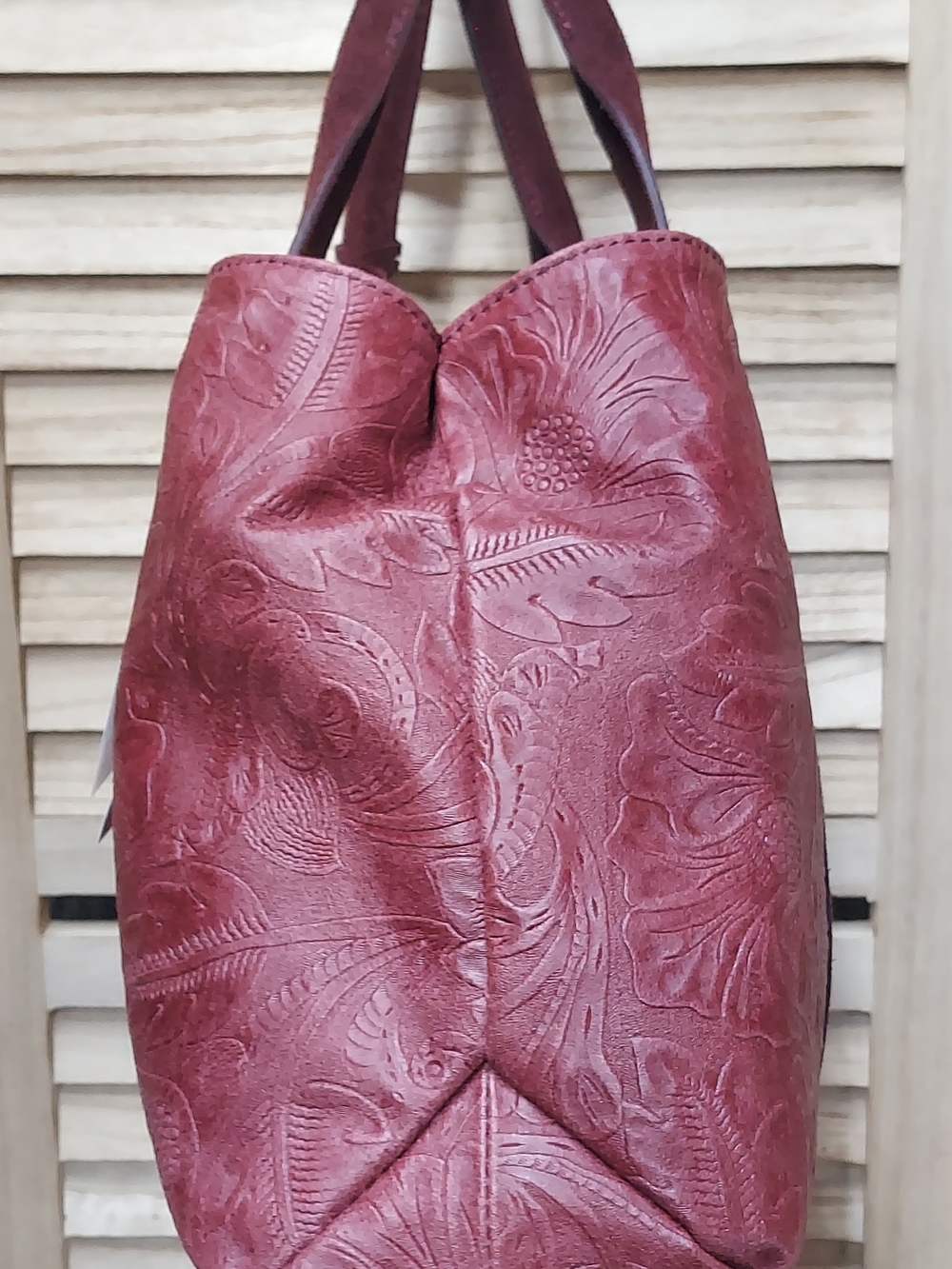 Viola Gigli Italian-Made Burgundy Floral Embossed Leather Tote - Picture 6 of 11